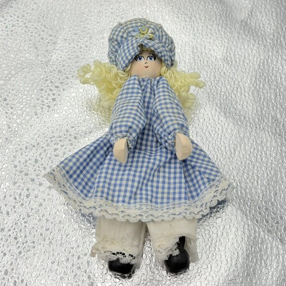 VTG Handmade Clothespin Doll Wooden Peg Girl Blue Check Dress Bonnet Farmhouse - Picture 1 of 10